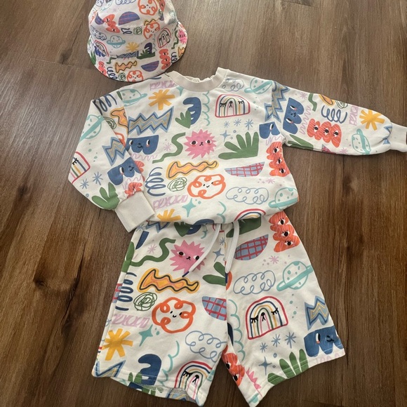 Liunic for H&M. 2 piece set with hat. - Picture 4 of 9